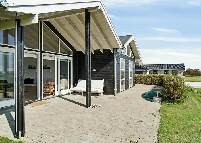 Cozy By Limfjord With Bathing Jetty Vakantiehuis