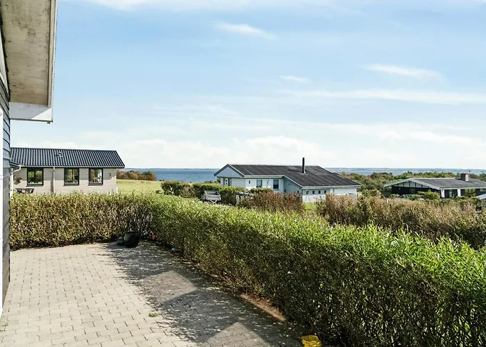 Cozy By Limfjord With Bathing Jetty Vakantiehuis